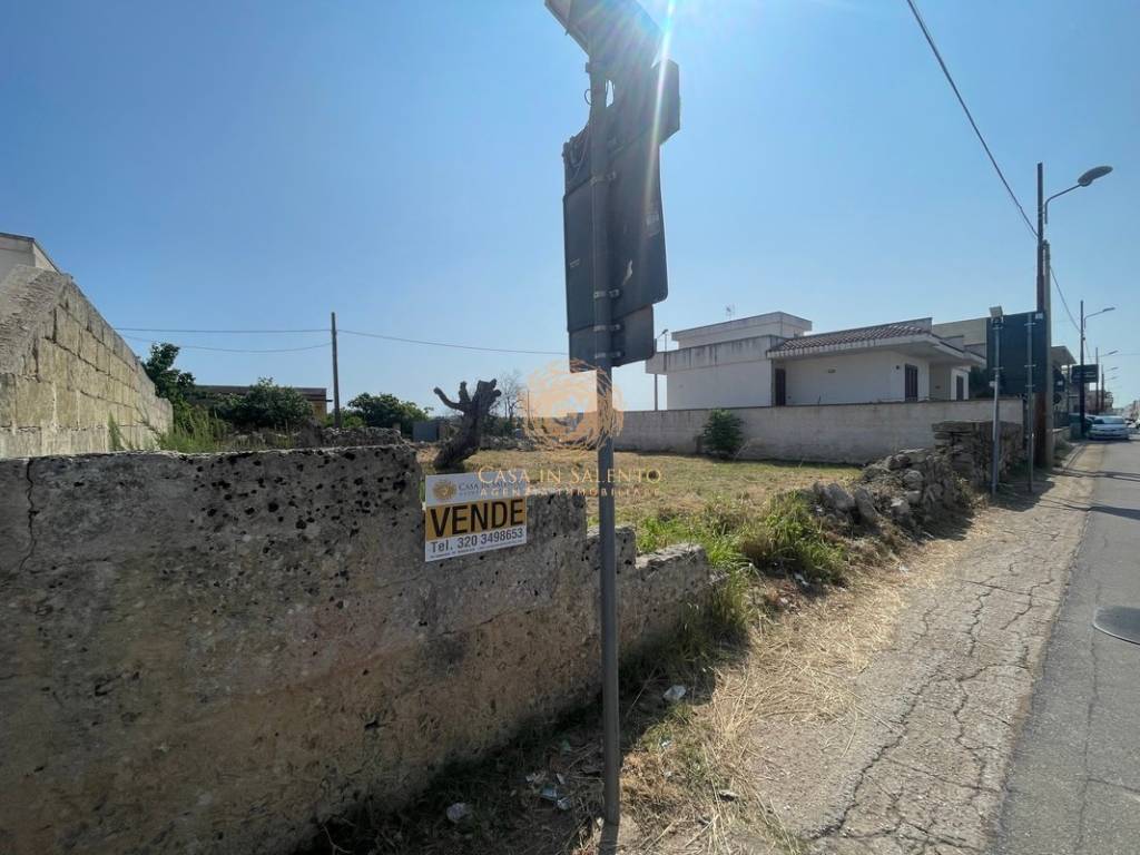 Terreno a Patù in Via Giovanni XXIII - Foto 2