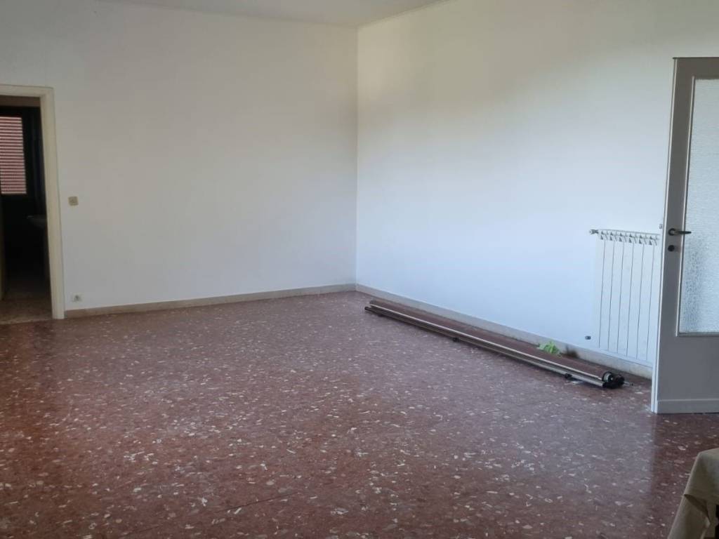 Appartamento a Cisterna di latina in Via Monti Lepini, 141 - Foto 5