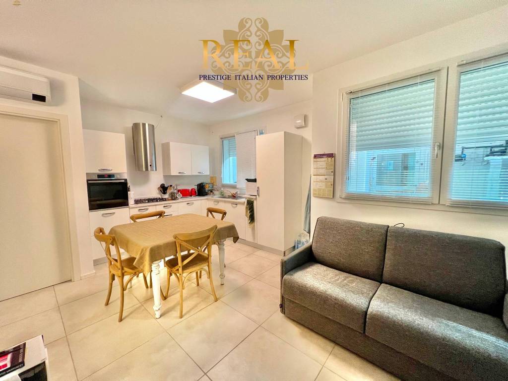 Casa indipendente a Riccione in Viale Maria Ceccarini - Foto 4