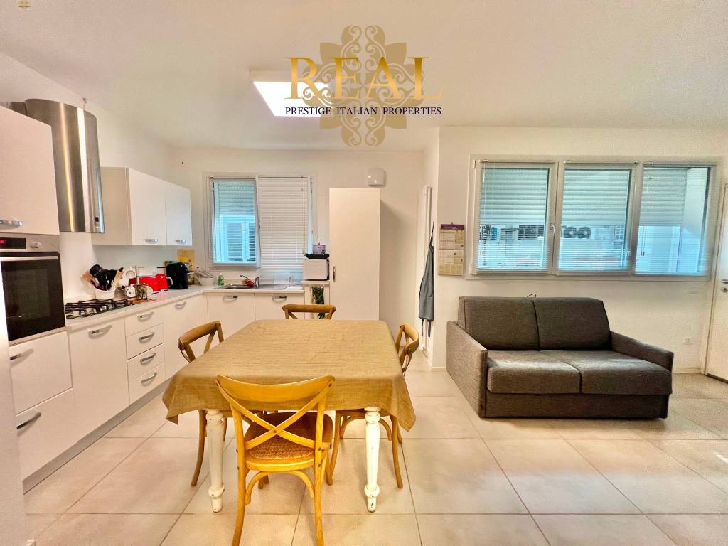 Casa indipendente a Riccione in Viale Maria Ceccarini - Foto 5