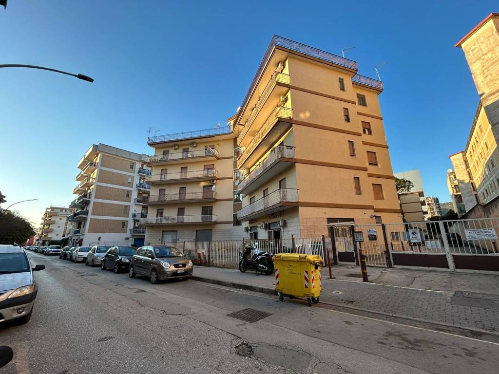 Appartamento a Caserta in Via Enrico Tazzoli - Foto 5