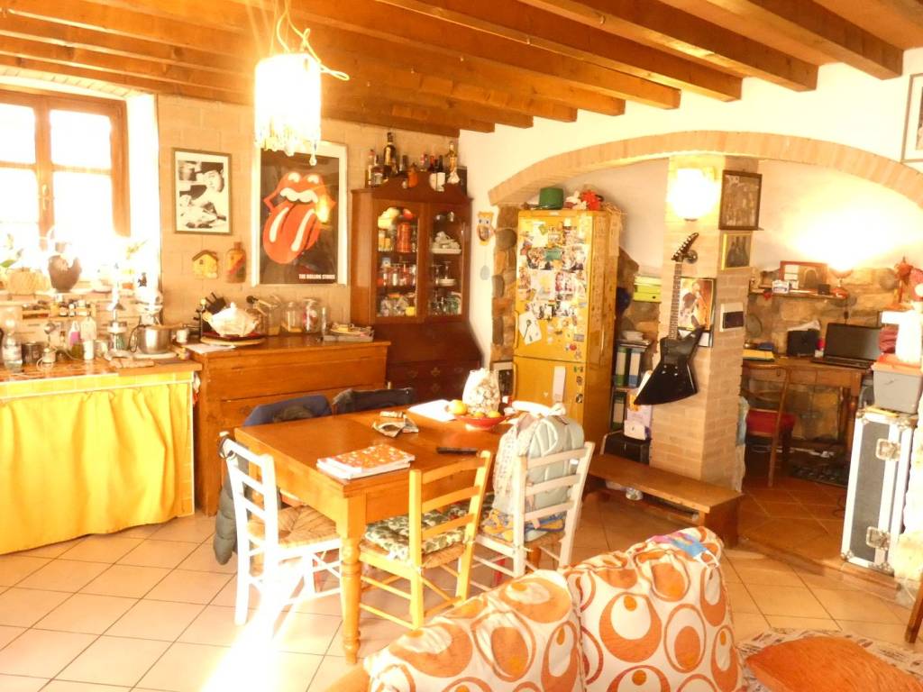 Casa indipendente a Rosignano marittimo in Via Enrico De Nicola, 57 - Foto 3