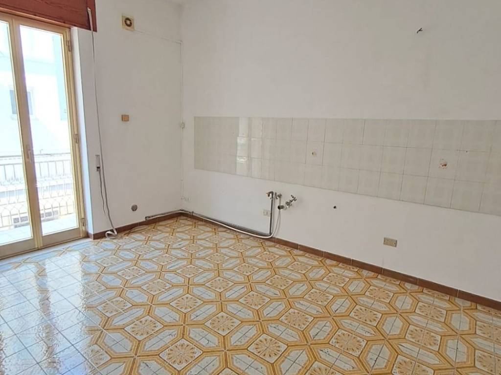 Appartamento a Ostuni in Via Carlo Calcagni - Foto 5