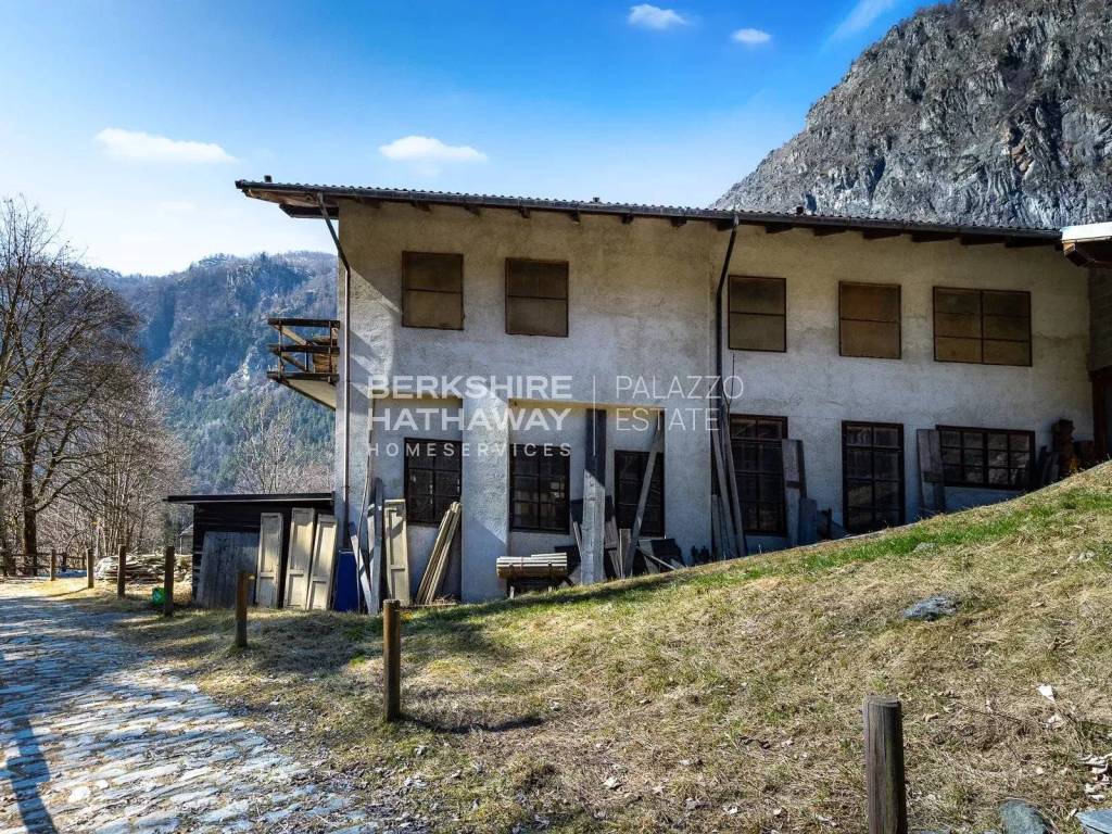 Villa a Antey-saint-andrè in Località Fiernaz, 28 Fiernaz - Foto 4