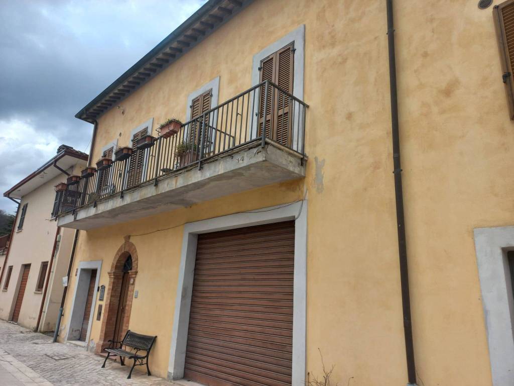 Appartamento a Sellano in Viale Guglielmo Marconi - Foto 4
