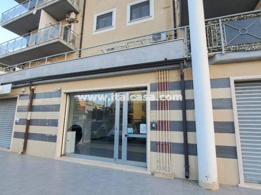 Immobile a Crotone in Via Unione Europea - Foto 3