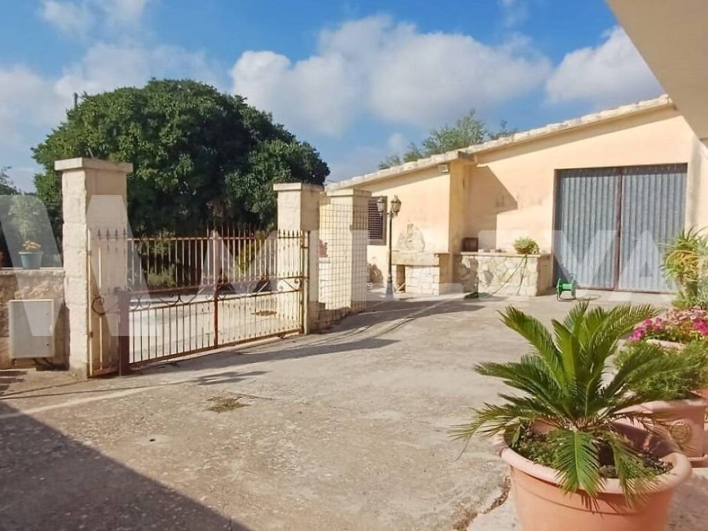 Villa a Modica in Via Gianforma Margione - Foto 2