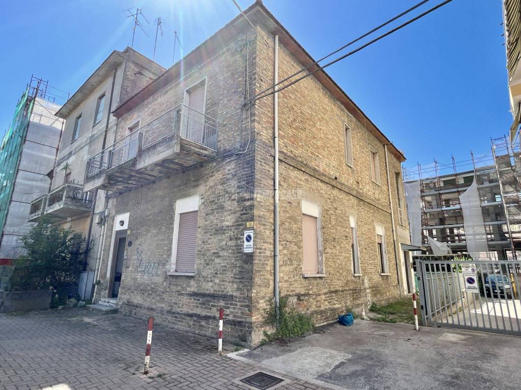 Casa indipendente a Pescara in Via Rigopiano - Foto 2