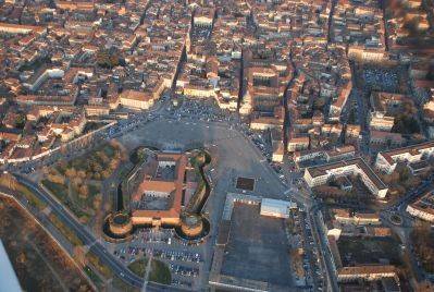 Casa indipendente a Casale monferrato in Piazza Giuseppe Mazzini - Foto 5
