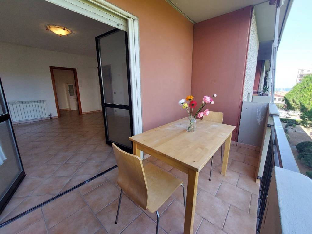 Appartamento a Rosignano marittimo in Via Musselburgh - Foto 2
