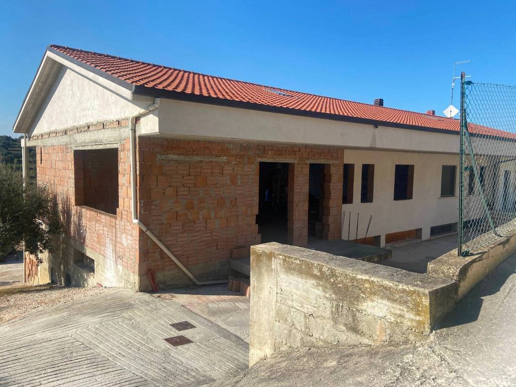 Casa indipendente a Spoltore in Villa Santa Maria di Spoltore - Foto 2