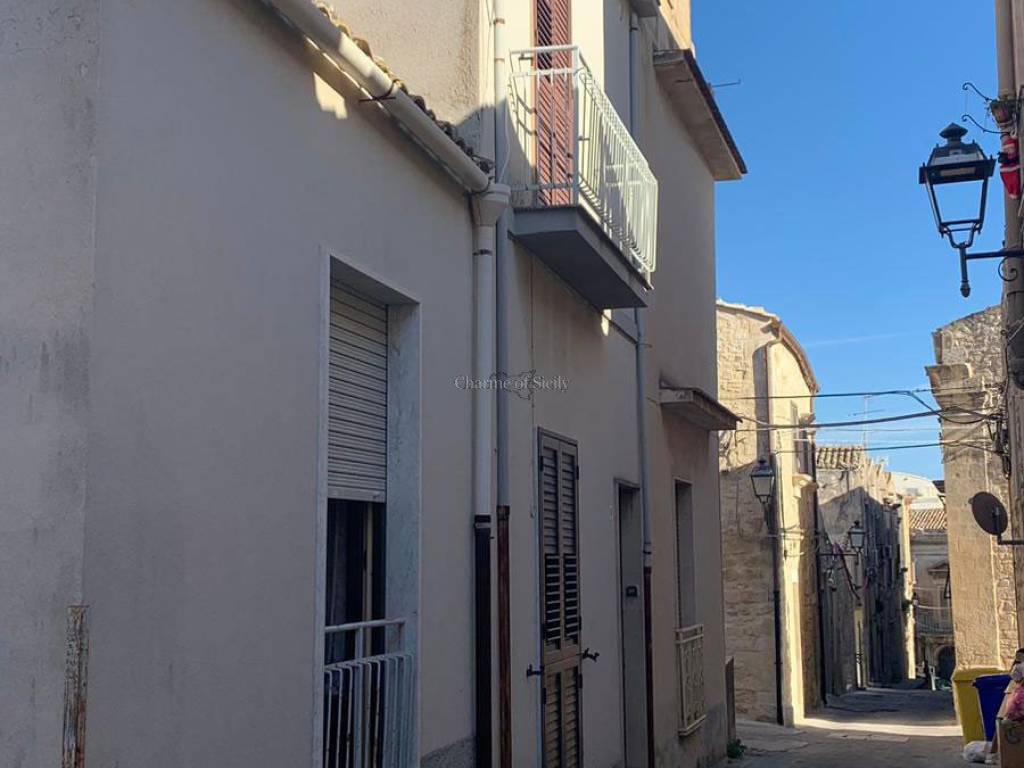 Casa indipendente a Modica in Via Celso - Foto 2
