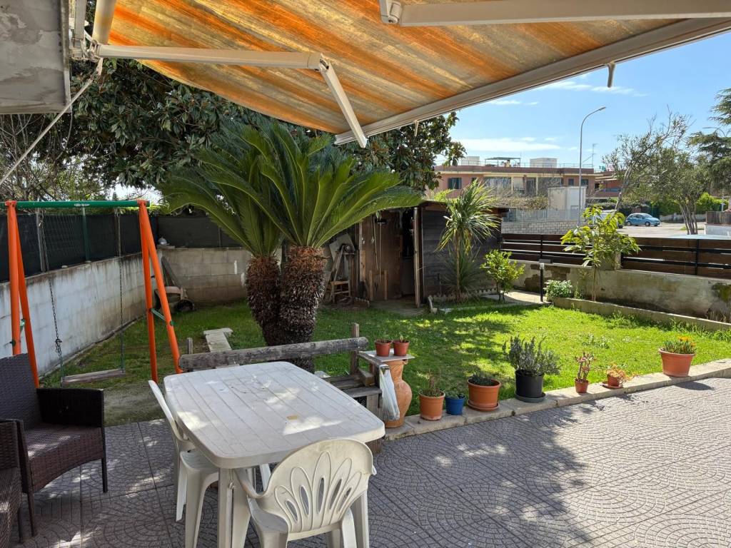 Villetta a schiera a Terracina in Via Angelo Sani - Foto 2
