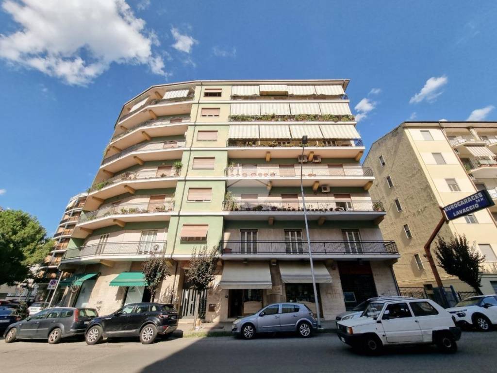 Appartamento a Cosenza in Piazza bonaventura zumbini, 72 - Foto 2