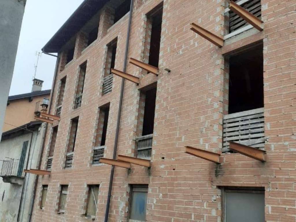 Casa indipendente a Dronero in via Roma - Foto 4