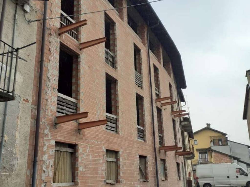 Casa indipendente a Dronero in via Roma - Foto 5