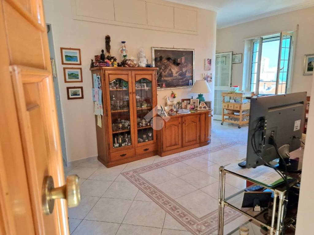 Appartamento a San felice circeo in Via Alberto Carlo Blanc, 2 - Foto 3