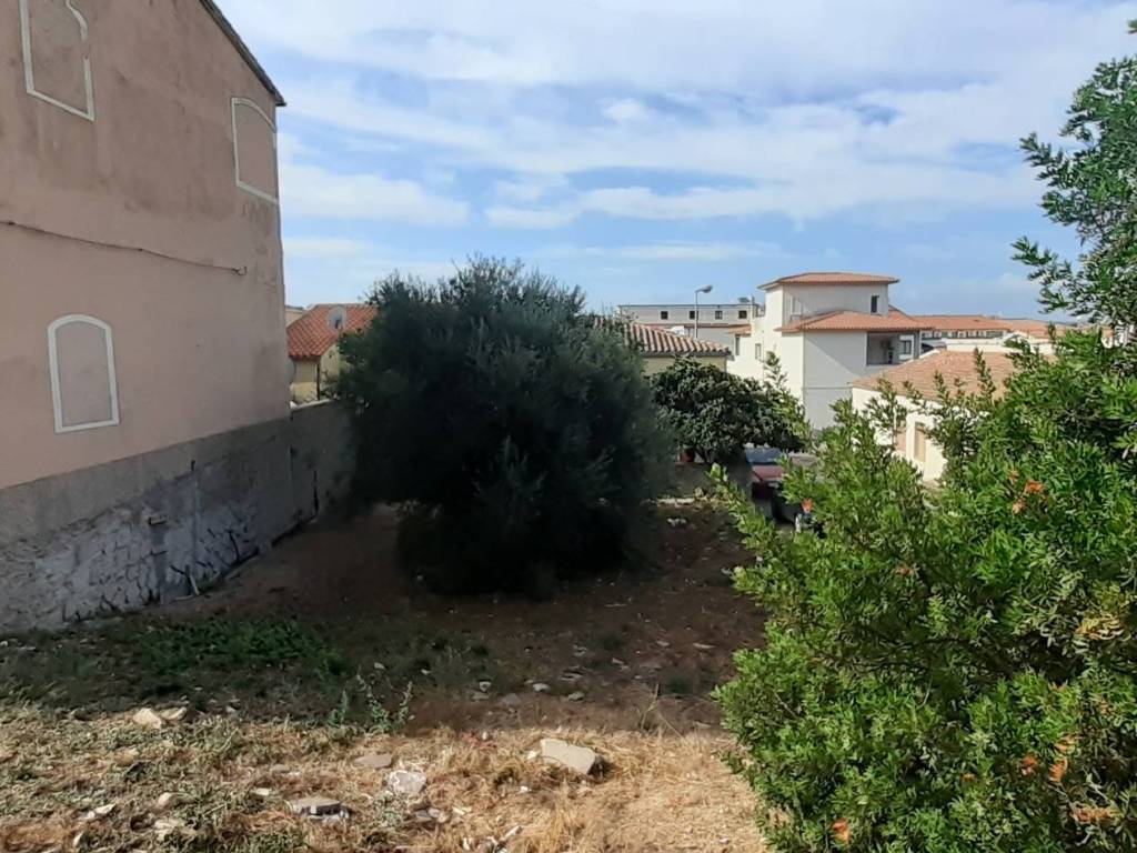 Terreno a Arzachena in Via Venezia - Foto 5