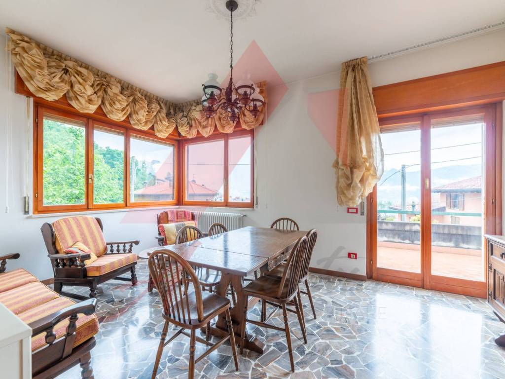 Villa a Airuno in Via alla Chiesa - Foto 4