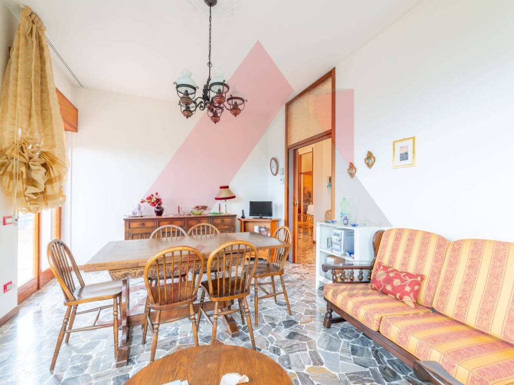 Villa a Airuno in Via alla Chiesa - Foto 5