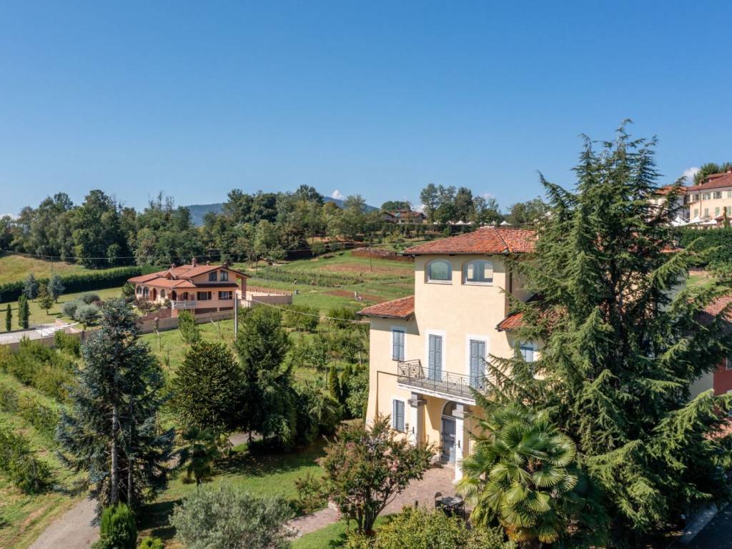 Villa a Saluzzo in Via Creusa, 26 - Foto 2