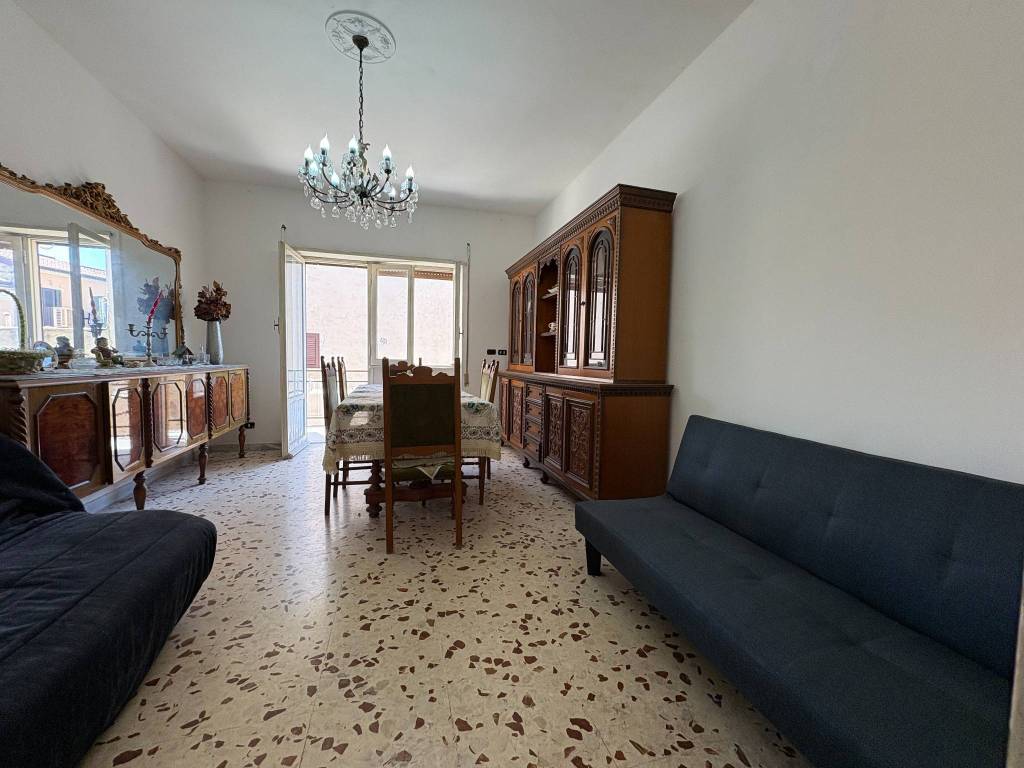 Appartamento a Terracina in Piazza Gregorio Antonelli, 9 - Foto 4