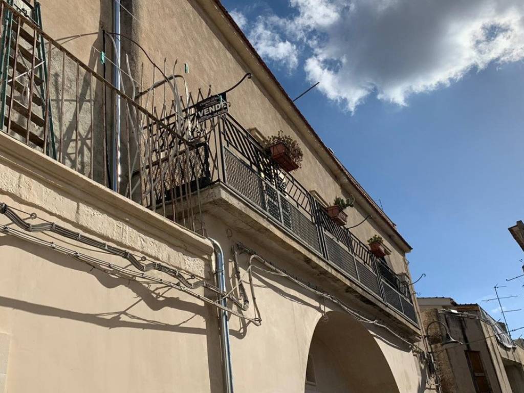 Casa indipendente a Modica in Via Correri - Foto 5