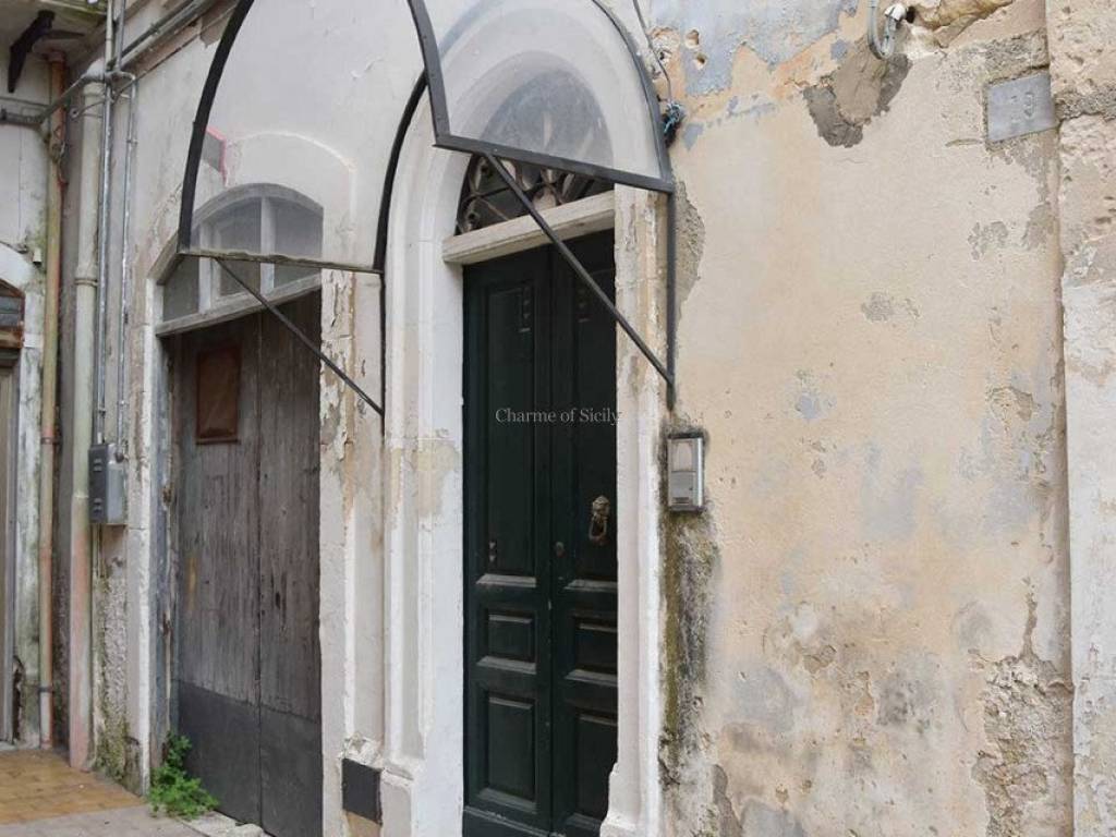 Casa indipendente a Modica in Corso Regina Elena - Foto 3