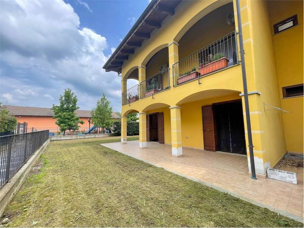 Appartamento a Buttigliera d'asti in via san martino, 12 - Foto 2