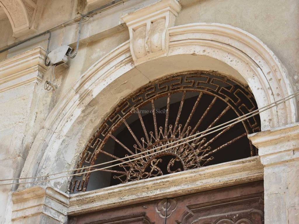 Palazzo / stabile a Modica in Via Castellett - Foto 2