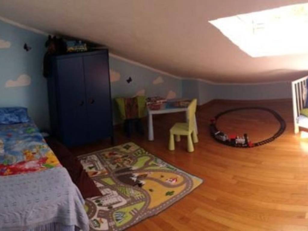 Attico / mansarda a Pietrasanta in Complesso residenziale centro storico - Foto 3