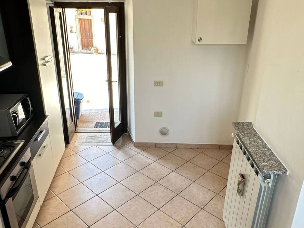 Casa indipendente a Gavirate in Via Livio Bravo - Foto 5