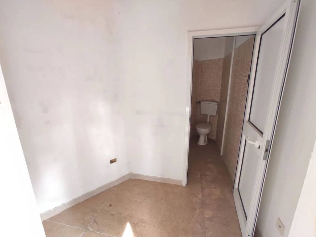 Immobile a Trani in Via Giuseppe De Robertis - Foto 4