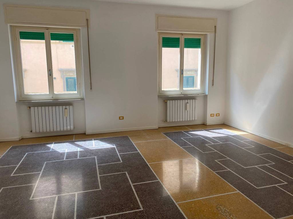 Appartamento a Livorno in Piazza Attias - Foto 2
