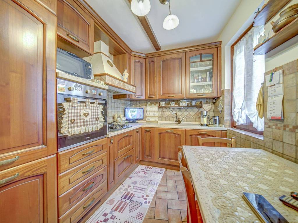 Casa indipendente a Somma lombardo in Via G. Mameli 168 - Foto 3