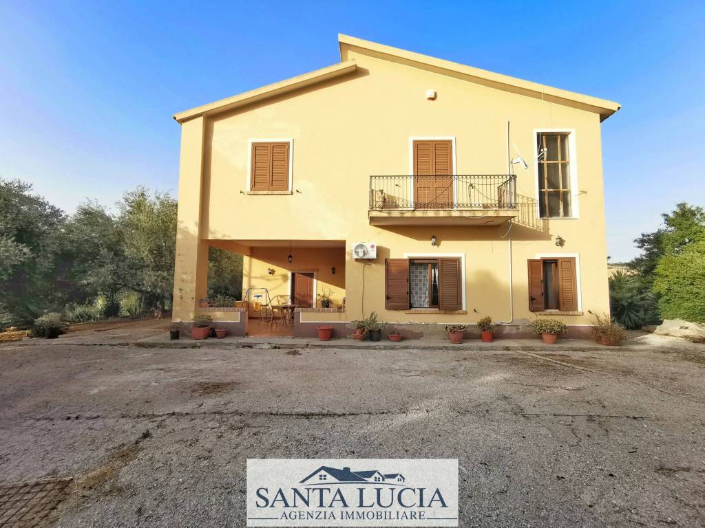 Villa a Caltanissetta in Strada Statale delle Solfare - Foto 3