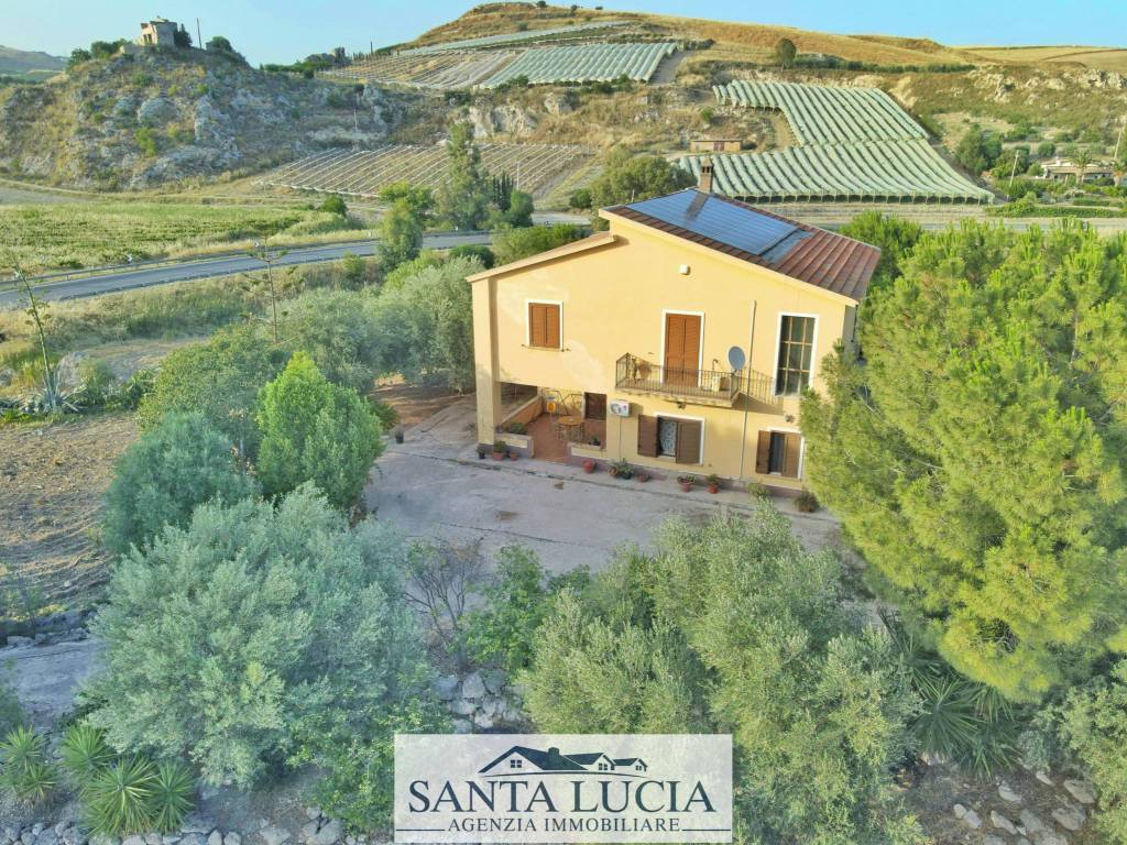 Villa a Caltanissetta in Strada Statale delle Solfare - Foto 4
