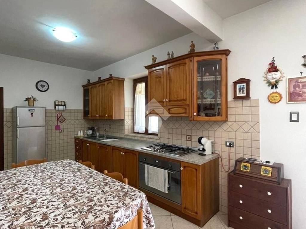 Villa a Cisterna di latina in Via Torre Astura, 69 - Foto 2