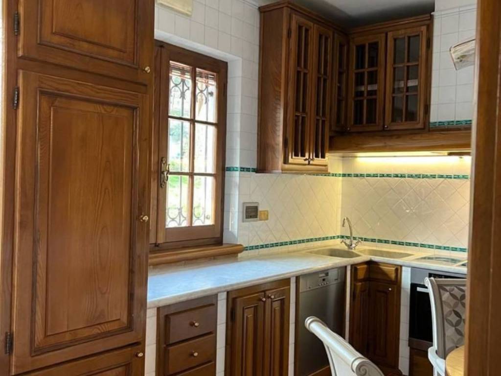 Villa a Pietrasanta in Complesso residenziale Strettoia - Foto 4