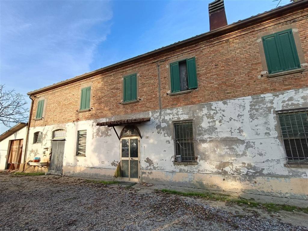 Villa a Alfonsine in Via Reale Voltana, 15 - Foto 2