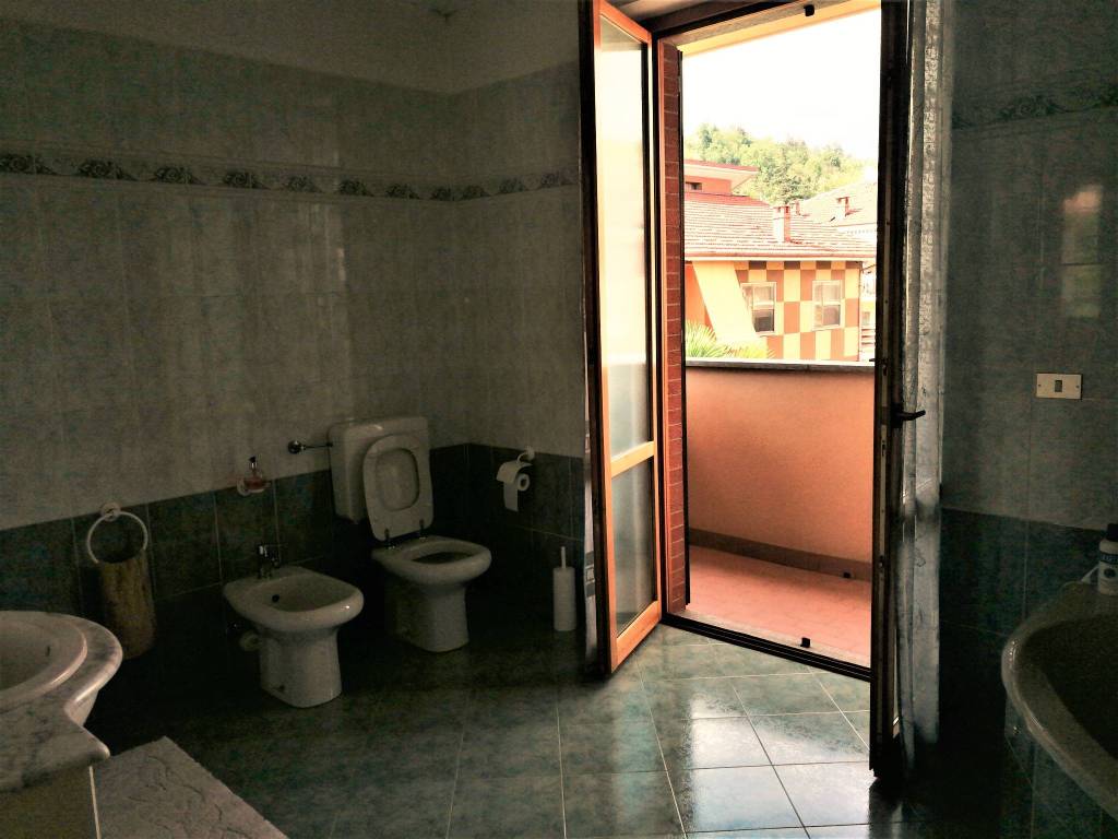 Appartamento a Bra in Via Carlo Reviglio della Veneria - Foto 4