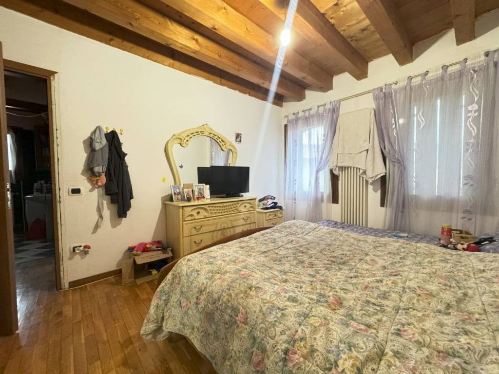 Appartamento a Roncà in Piazza Guglielmo Marconi - Foto 2