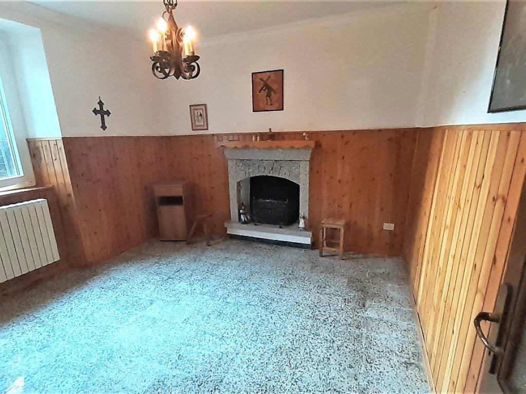 Villa a Castione andevenno in Via Gian Battista Gatti, 44 - Foto 5