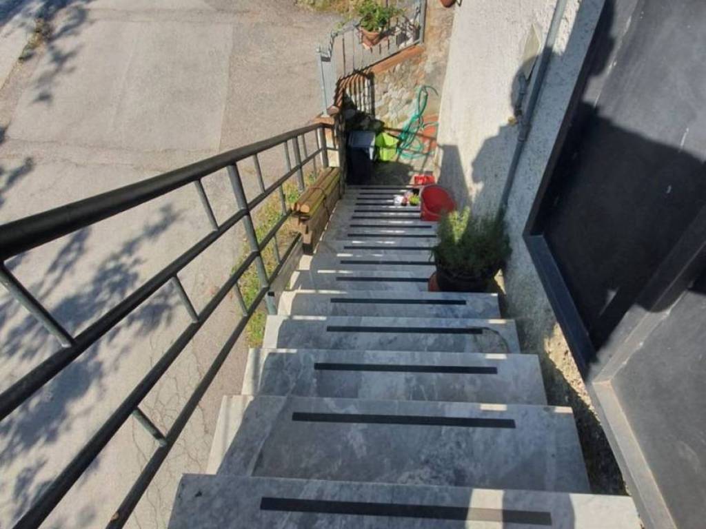 Appartamento a Pietrasanta in Complesso residenziale Valdicastello - Foto 2