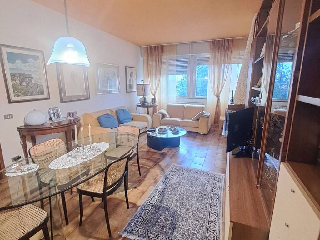Appartamento a Gorla minore in Via Ambrogio Colombo, 35 - Foto 2