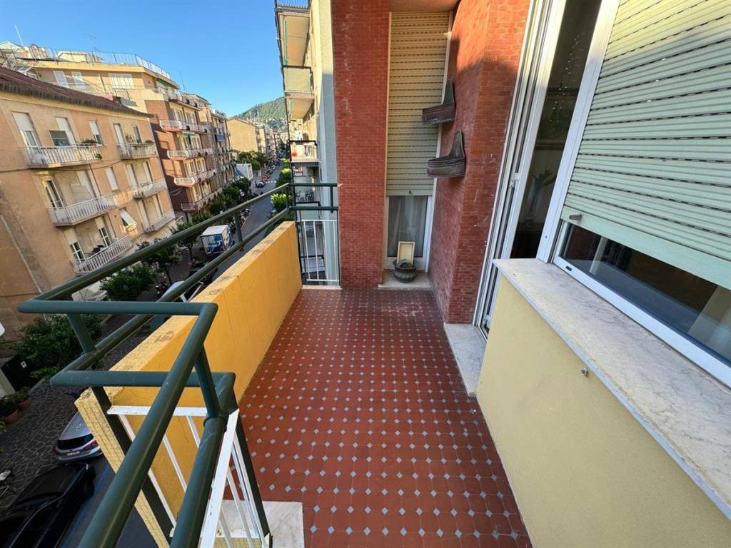 Appartamento a Alassio in Via Privata Marconi - Foto 3