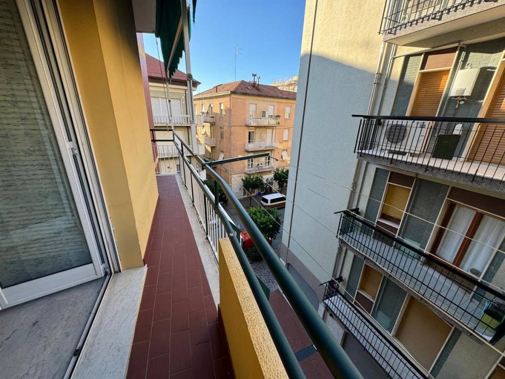 Appartamento a Alassio in Via Privata Marconi - Foto 4