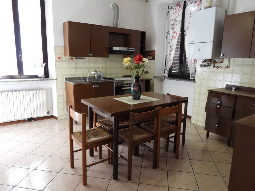 Appartamento a Borgomanero in Via Piave, 25 - Foto 4