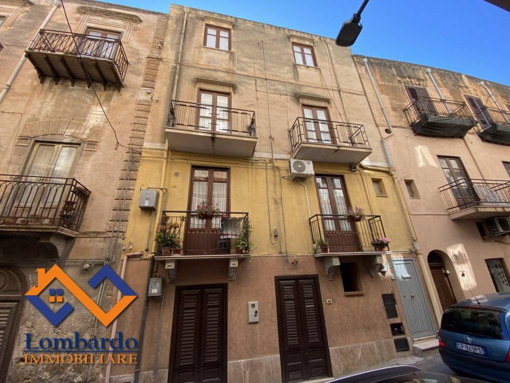 Casa indipendente a Castellammare del golfo in Via Nunzio Nasi - Foto 3