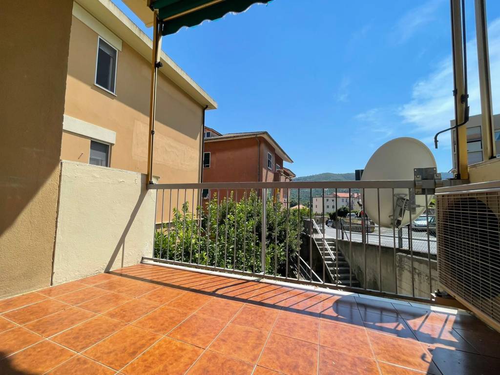 Appartamento a Spotorno in Vico Martegiana - Foto 3